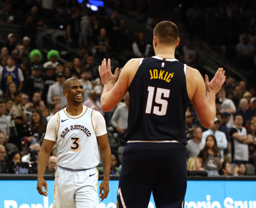 盟中屡见不 盟中屡见不