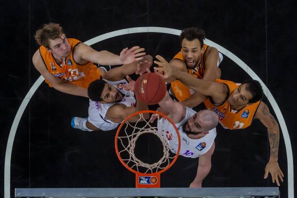 竿见影的效 竿见影的效