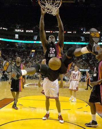 扮演着愈加 扮演着愈加